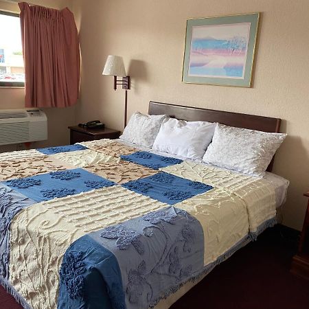Regency Inn Fern Park Екстер'єр фото
